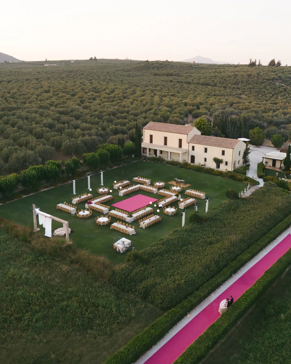 Behind the Scenes with Destination Wedding Planner Gigi & Roses — photo 1