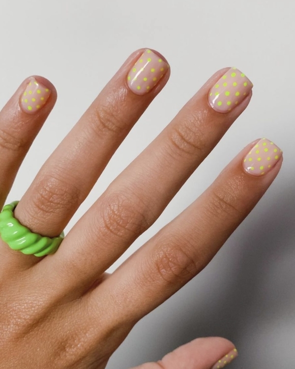 Colorful Manicure for a Wedding | Bridal Colorful Manicure