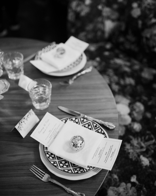 Real Wedding in Chicago: Vintage, Disco and Just the Inner Circle Guest List