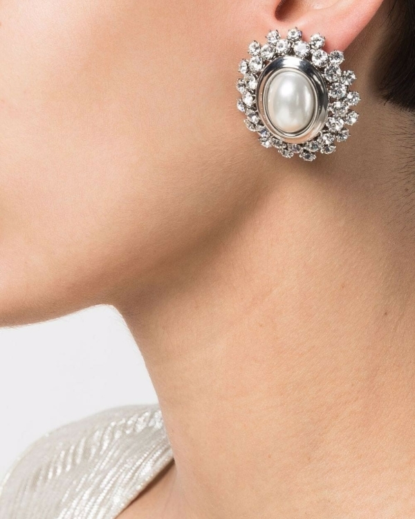 Trendy wedding pearl jewelry