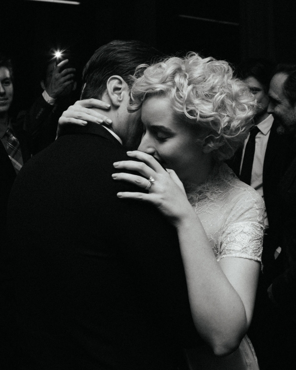 Julia Garner and Mark Foster Wedding | Wedding Dress, Venue, Outfits, Husband