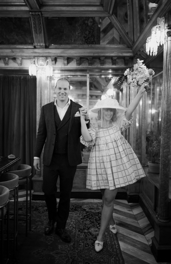 Real Wedding in Chicago: Vintage, Disco and Just the Inner Circle Guest List
