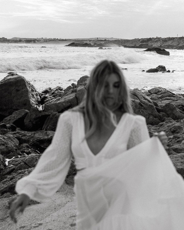 What to take with you to the wedding | wedding day packing list