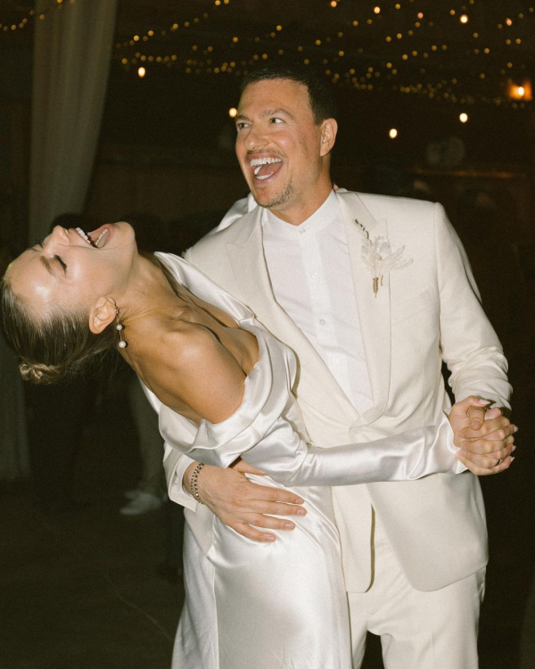 How to Pick a Wedding Photographer | Tips on Choosing a Wedding Photographer from Chelsea Gee