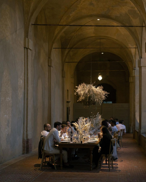 How to Choose a Maid of Honor | Choosing Matron of Honor | How to Pick Maid of Honor