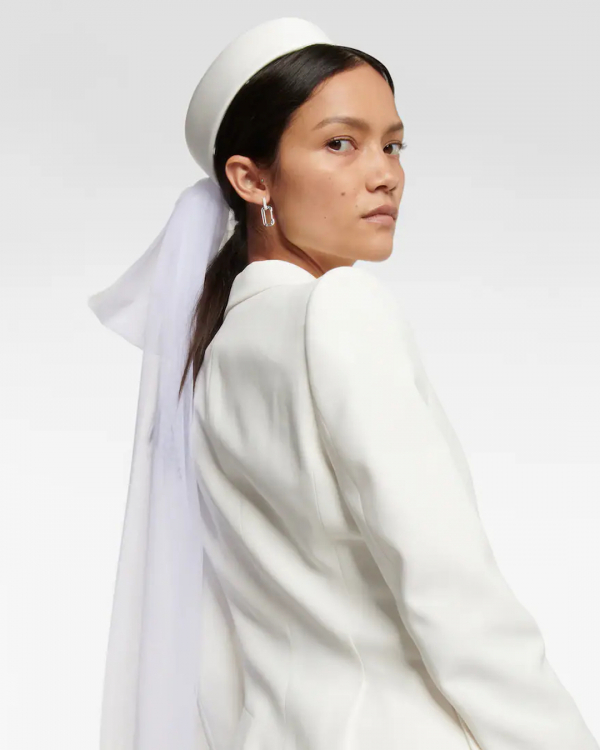 Top of the Modern Wedding Veil Alternatives | What to Wear Instead of a Veil