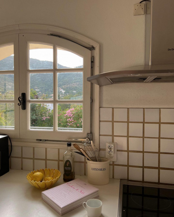 Honeymoon on the Amalfi Coast | Romantic Things to Do in Positano | Packages