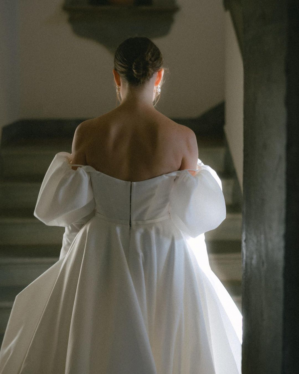 How to Choose a Maid of Honor | Choosing Matron of Honor | How to Pick Maid of Honor