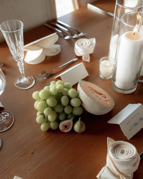 Romance in Puerto Rico | Bridal Inspiration with Bread Set Design, Bows and Handmade Stationary