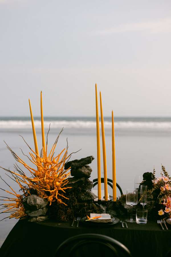 Bold & Intimate Bali Editorial | Spectacular Beachside Wedding Dinner Affair