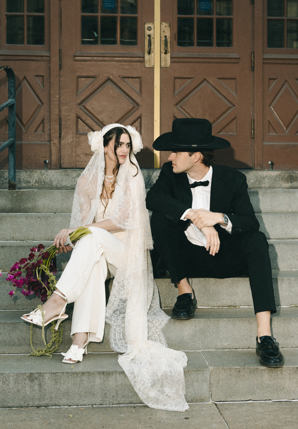 Vintage Wedding Photoshoot in Nashville | Urban Wedding Inspiration