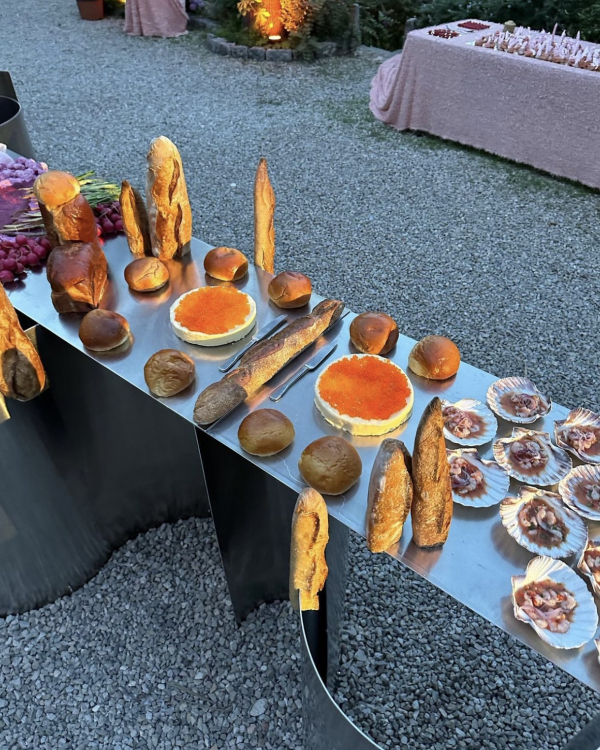 Unique Wedding Table Centerpieces Without Flowers | Creative Non Floral Wedding Decor Ideas