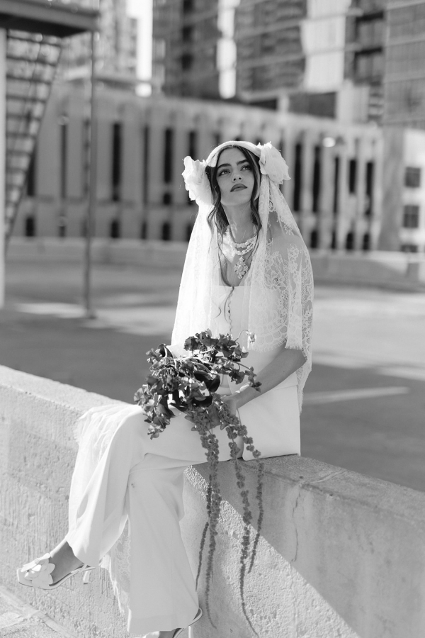 Vintage Wedding Photoshoot in Nashville | Urban Wedding Inspiration