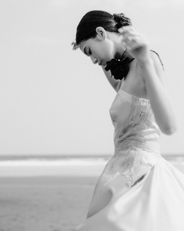 Bold & Intimate Bali Editorial | Spectacular Beachside Wedding Dinner Affair