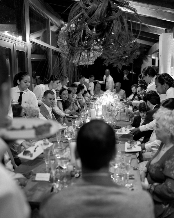 Romance in Puerto Rico | Bridal Inspiration with Bread Set Design, Bows and Handmade Stationary