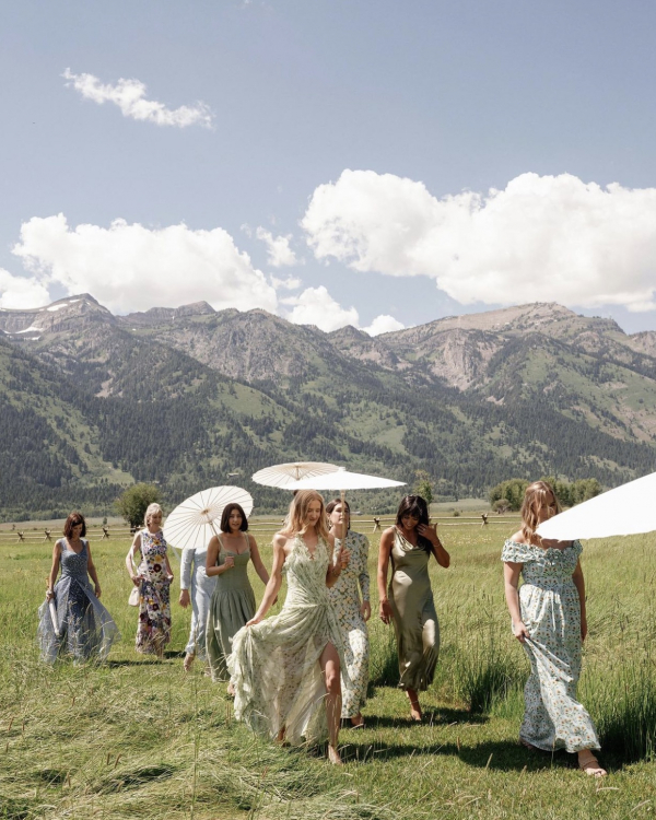 How to Plan a Bridal Shower | Bridal Shower To Do List and Ideas