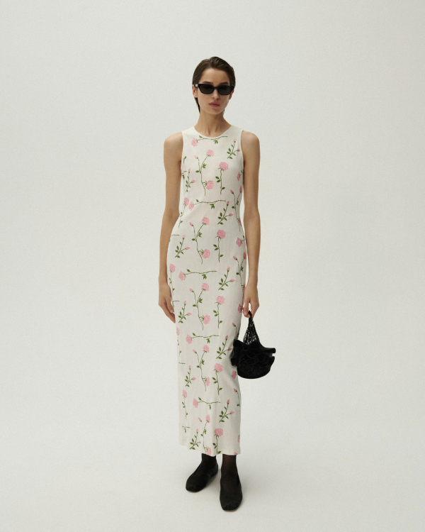 32 Unique Spring Bridesmaid Dresses 2024 | Springtime Bridesmaid Outfit Ideas