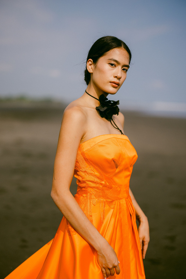 Bold & Intimate Bali Editorial | Spectacular Beachside Wedding Dinner Affair