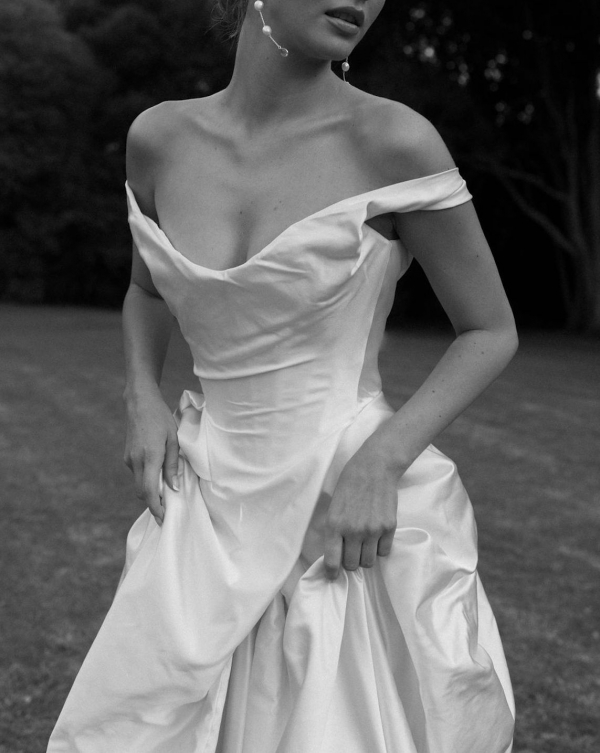 A Poetic Garden Estate Editorial | Timeless, Enduring Romance