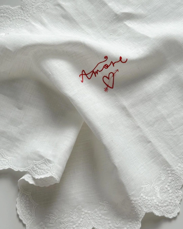 7 Romantic Things To Do on Your Wedding Anniversary — photo 2
