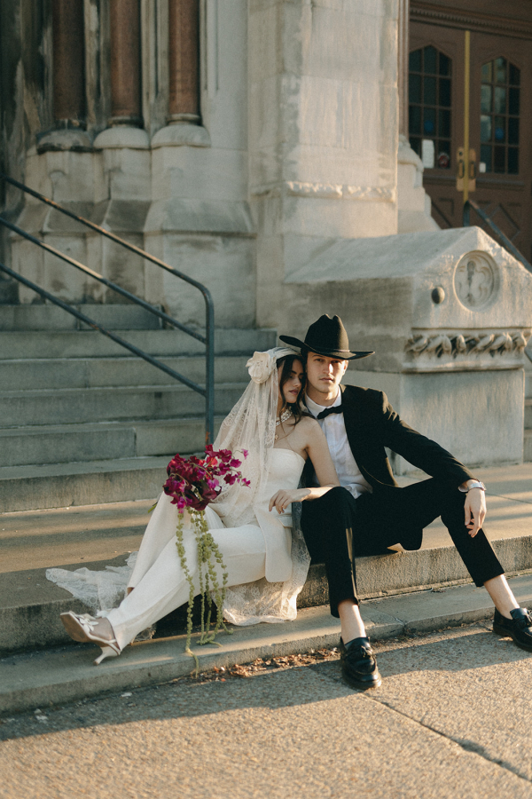 Vintage Wedding Photoshoot in Nashville | Urban Wedding Inspiration
