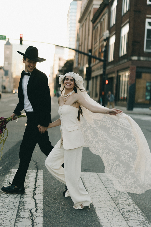 Vintage Wedding Photoshoot in Nashville | Urban Wedding Inspiration