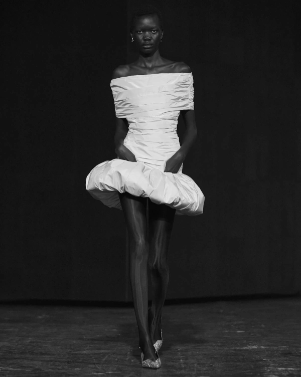 Our Editor's Top Bridal Styles from the FW24 Runways — photo 2
