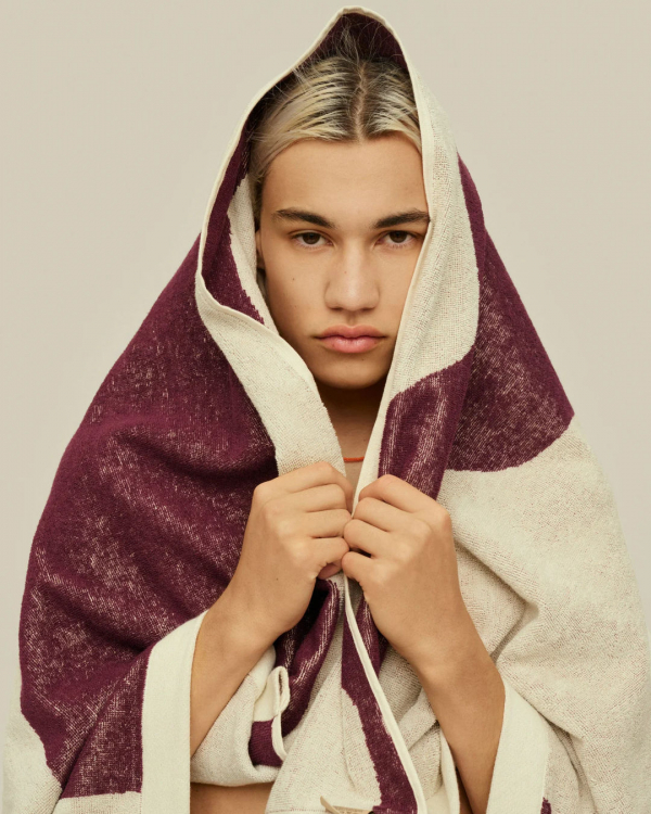 16 Stylish Items for a Perfect Beach Honeymoon | Honeymoon Packing List, Must-Haves | Beach Essentials