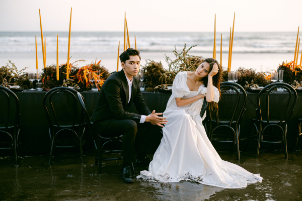 Bold & Intimate Bali Editorial | Spectacular Beachside Wedding Dinner Affair