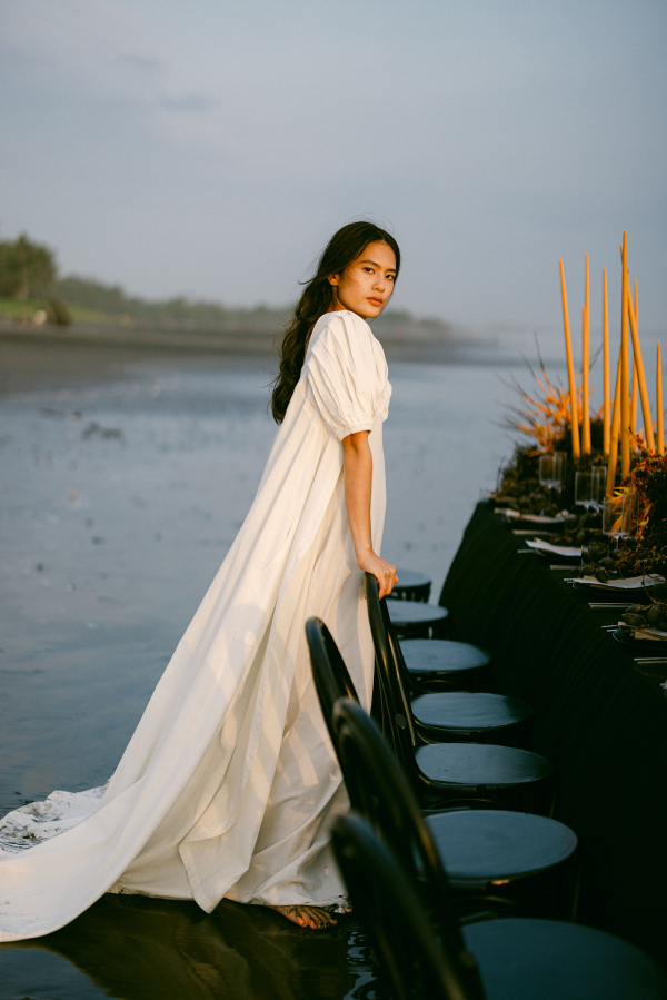 Bold & Intimate Bali Editorial | Spectacular Beachside Wedding Dinner Affair
