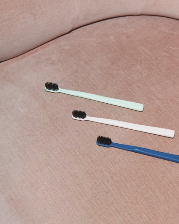 How to Achieve Your Beautiful Wedding Smile | Tips on Maintaining White Teeth Before Your Big Day