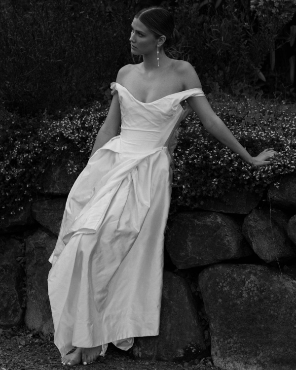 A Poetic Garden Estate Editorial | Timeless, Enduring Romance