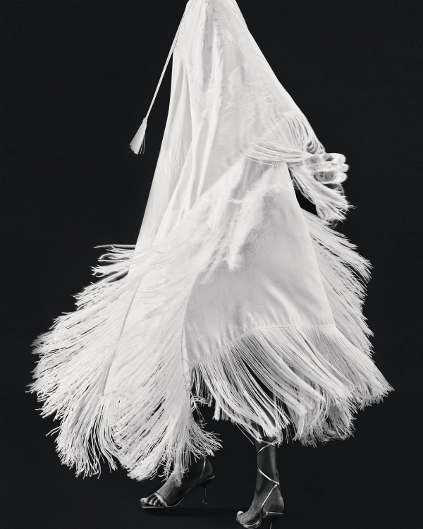 20 Modest Wedding Dresses | Classy, Elegant Bridal Gowns | Unique, Beautiful Outfits