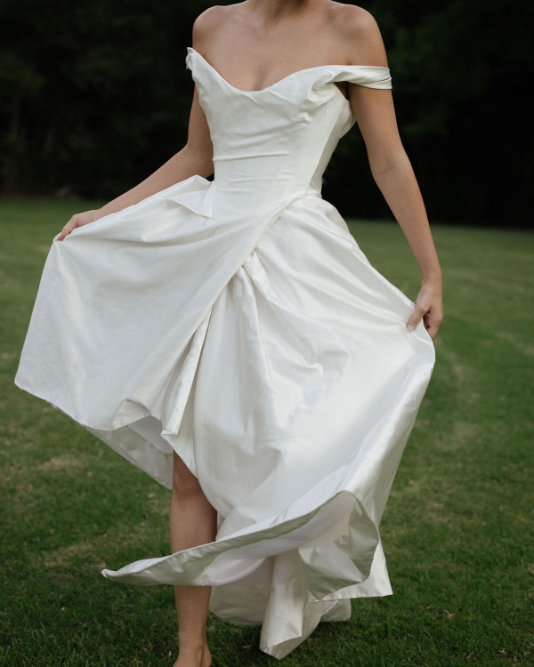 A Poetic Garden Estate Editorial | Timeless, Enduring Romance