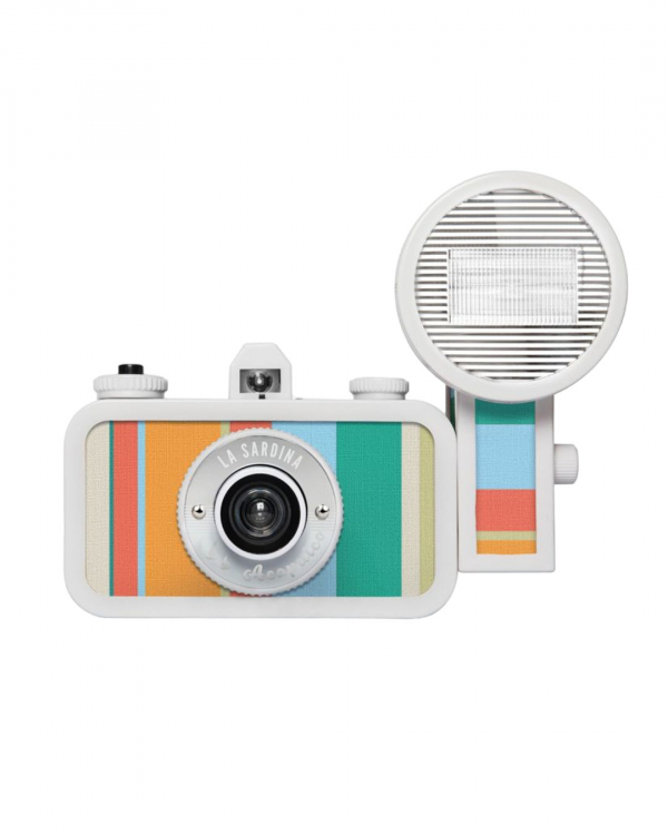 16 Stylish Items for a Perfect Beach Honeymoon | Honeymoon Packing List, Must-Haves | Beach Essentials