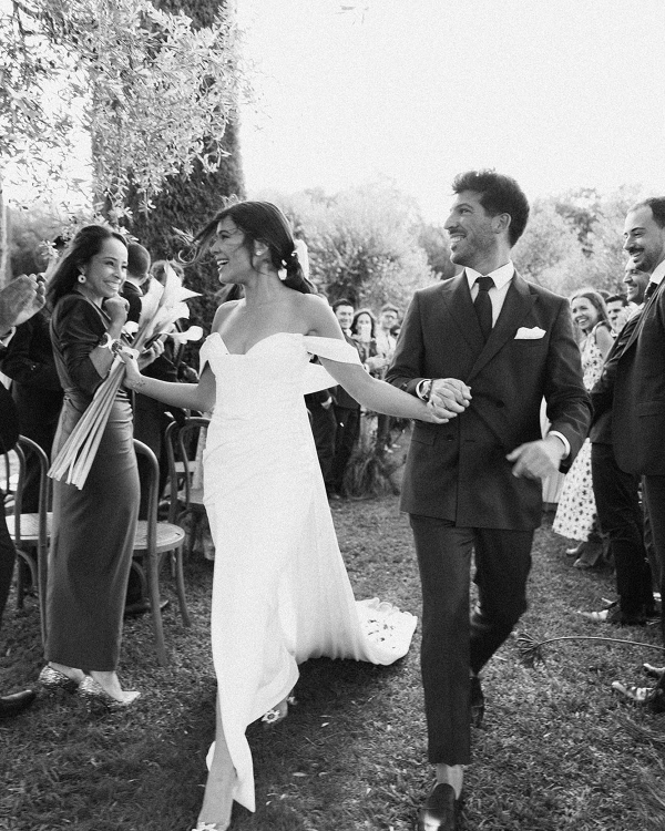 A Bold Cherry Red Wedding Amongst a Spanish Garden Villa