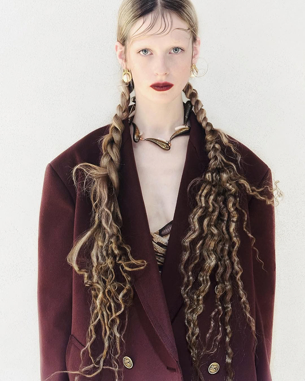 20 Ethereal & Romantic Bridal Hairstyles