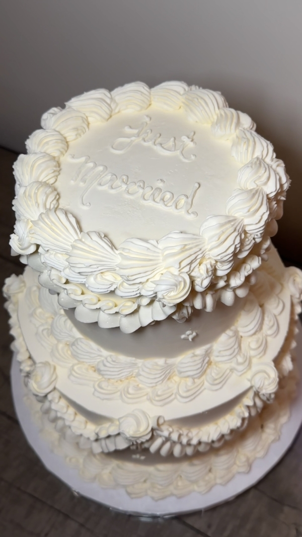 Content Creators Hype Gal