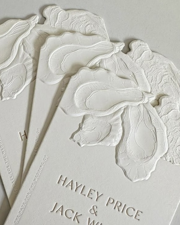 32 Blind Embossed Stationery Ideas for Weddings and Beyond