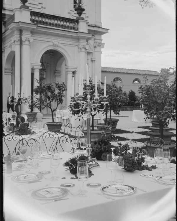 An Elegant & Dreamy Italian Wedding in a Historic Roman Villa