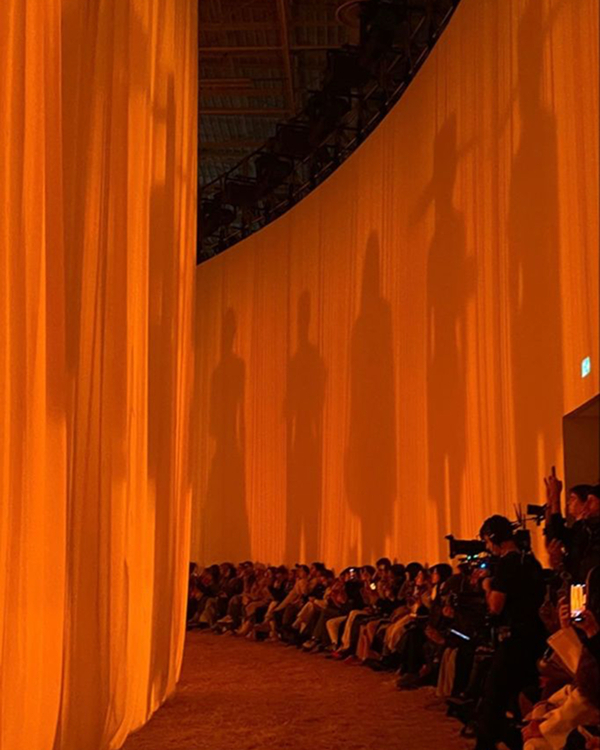 40 Statement Lighting Ideas to Elevate Your Wedding Reception