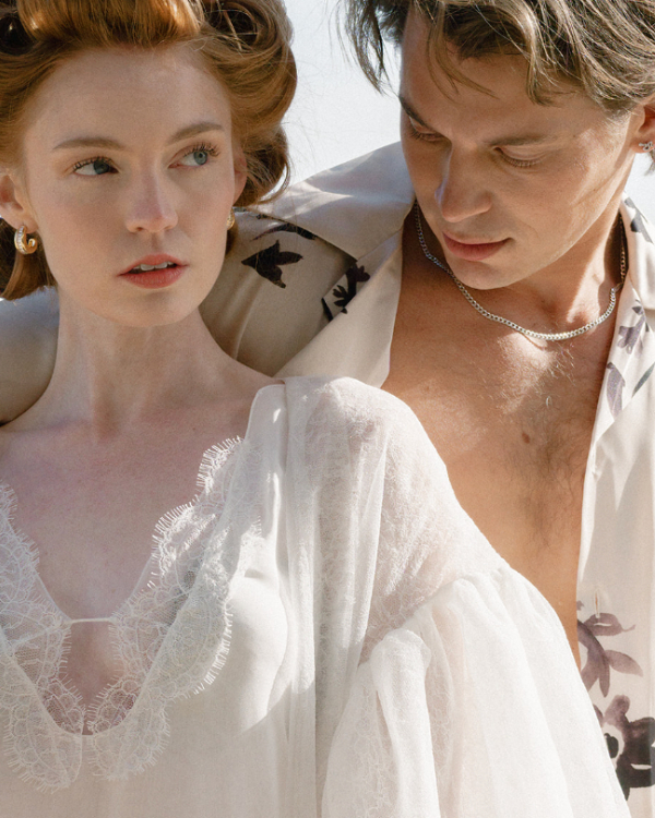 Retro Glamor in the Heart of Palm Springs