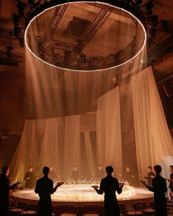 40 Statement Lighting Ideas to Elevate Your Wedding Reception