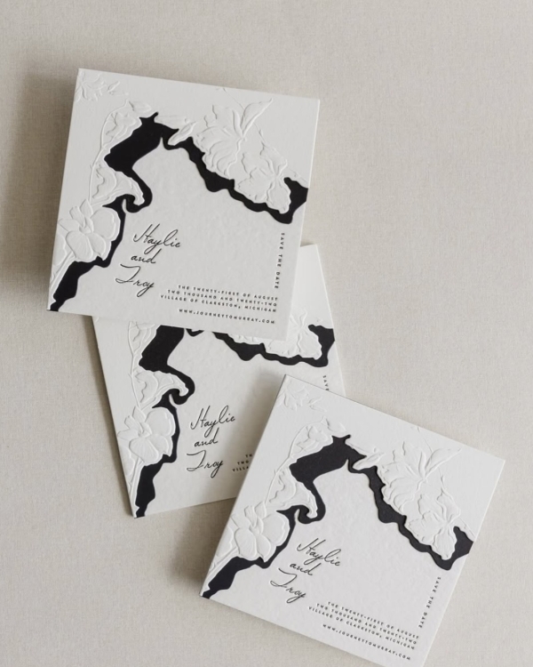 32 Blind Embossed Stationery Ideas for Weddings and Beyond