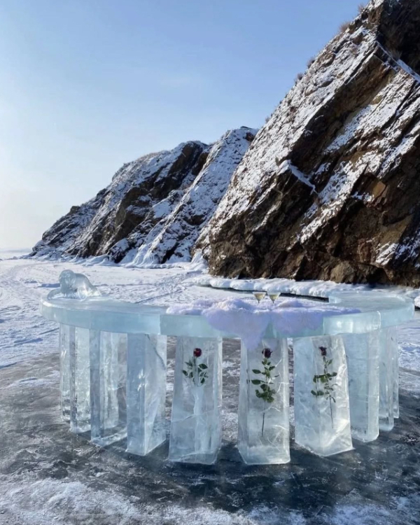 20 Stunning Ice Sculpture Ideas for Your Wedding