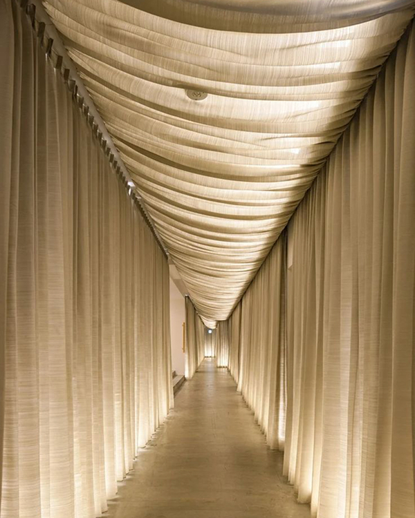 40 Statement Lighting Ideas to Elevate Your Wedding Reception