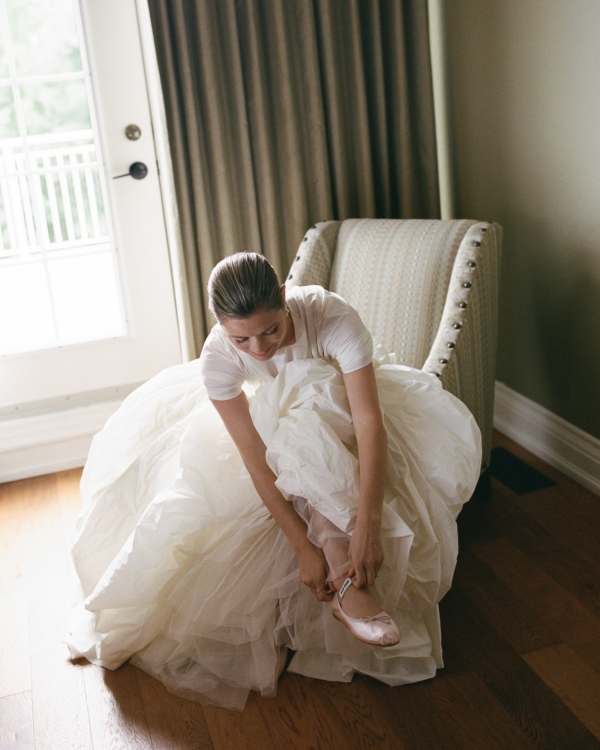 An Enchanting Lakeside Wedding in Canada
