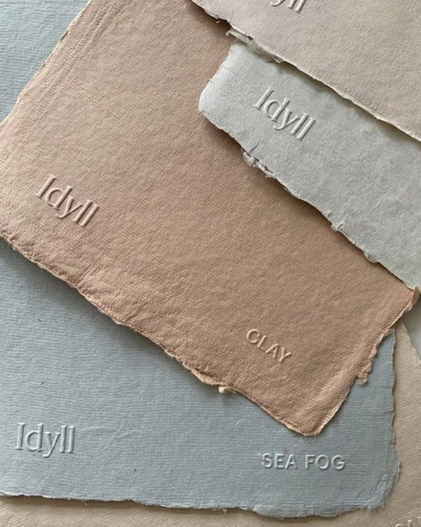 32 Blind Embossed Stationery Ideas for Weddings and Beyond