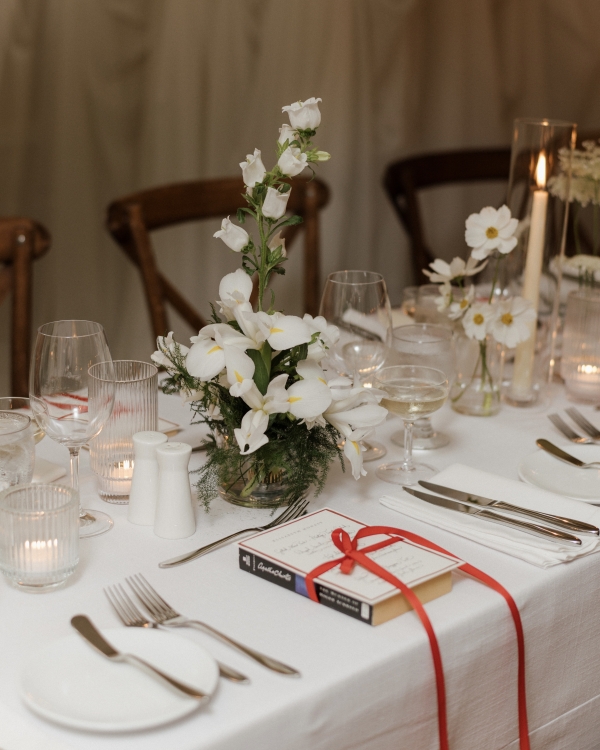 An Enchanting Lakeside Wedding in Canada