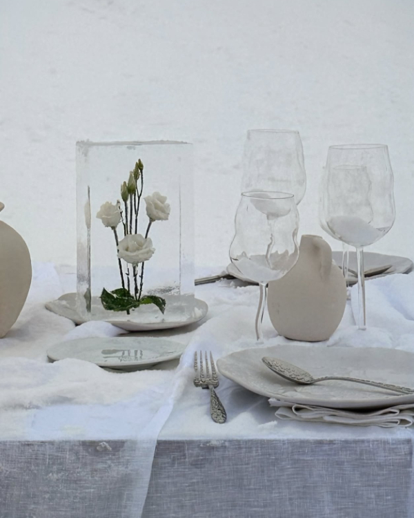 20 Stunning Ice Sculpture Ideas for Your Wedding